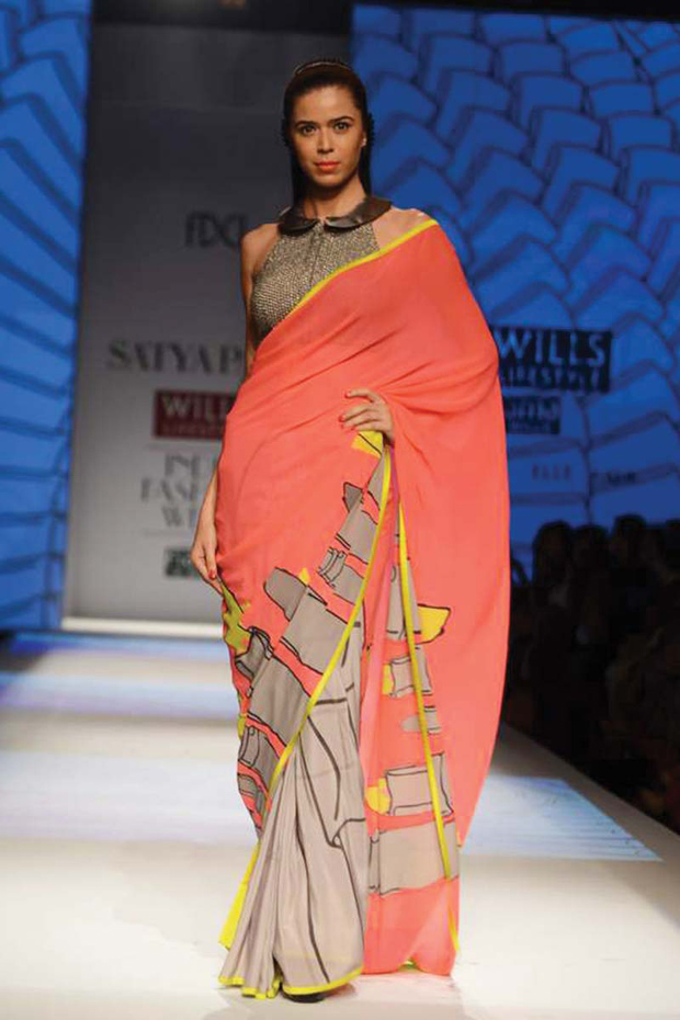 Sarees for Pear-Shaped Body  Indian beauty saree, Saree, Elegant saree