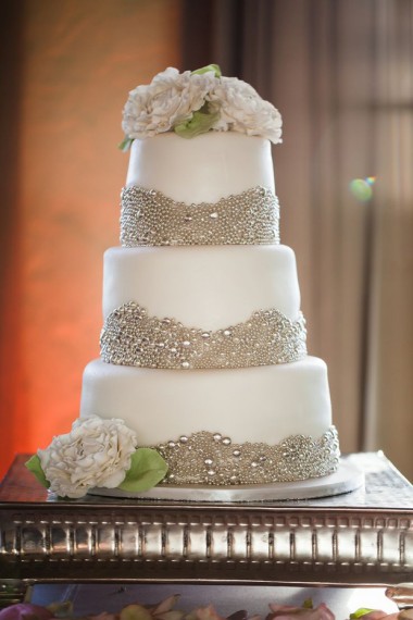 9 Wow Wedding Cakes | weddingsonline.ae