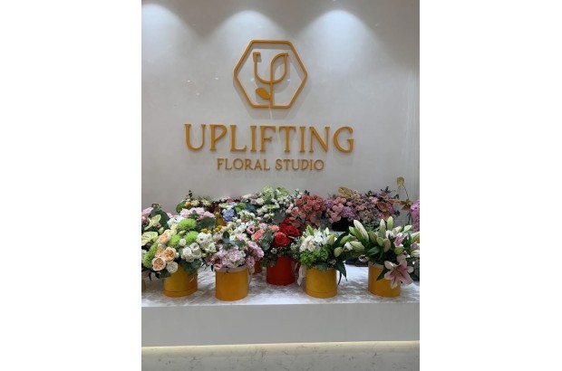 Uplifitng Floral Studio